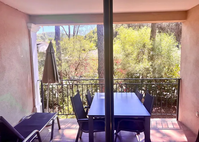 Saint-Tropez En Residence Avec Piscine