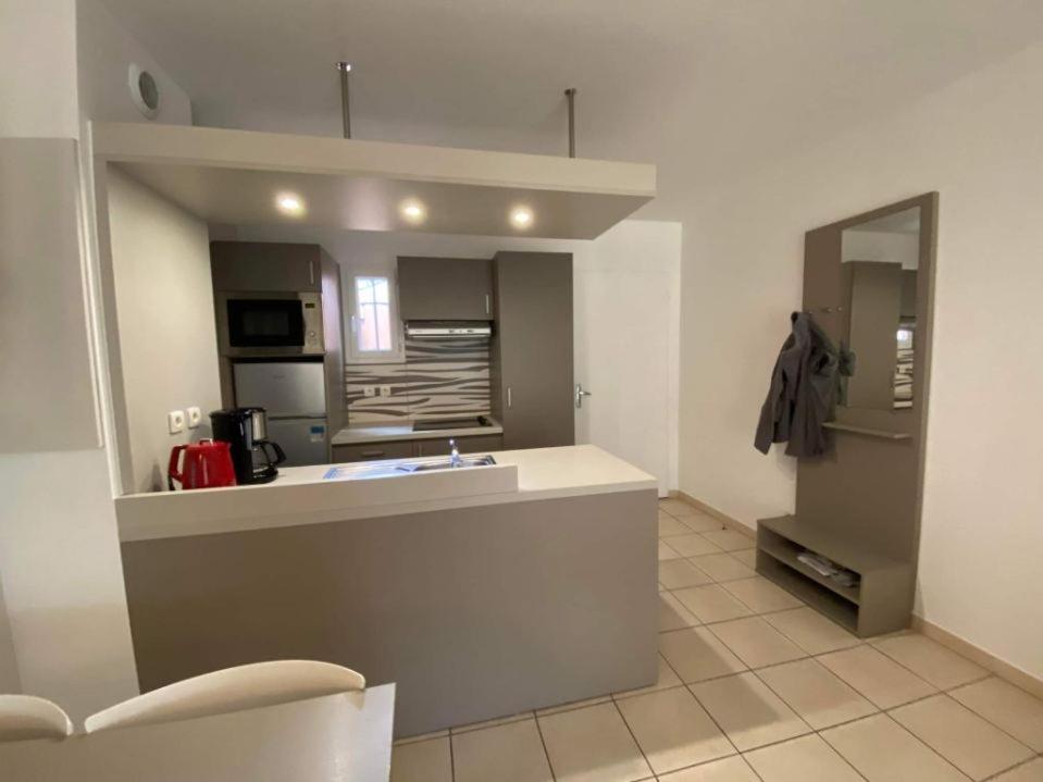 Appartement En Avec Piscine